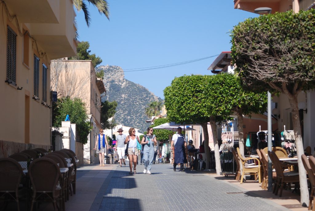 Qué hacer en Sant Elm antes o después de tu excursión en barco