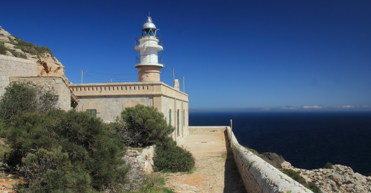 Dragonera y sus faros